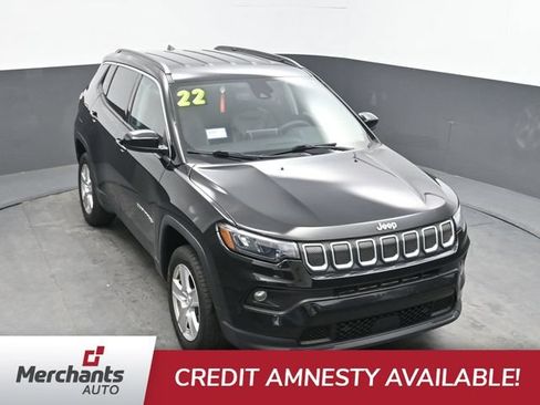 Used 2022 Jeep Compass Latitude AWD/4WD image 32