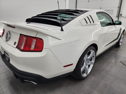Used 2011 Ford Mustang GT Premium w/ Security Pkg RWD image 6
