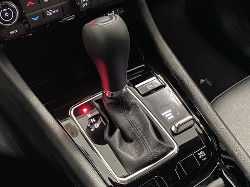 New 2026 Jeep Compass Latitude w/ Sun and Sound Group image 21