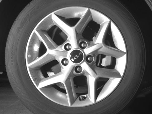 Used 2025 Kia Soul LX w/ LX Technology Package FWD image 13
