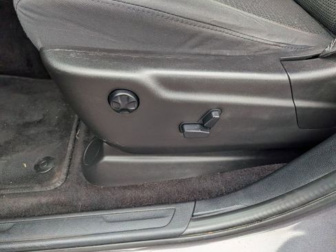 Used 2016 Jeep Grand Cherokee Laredo 75th Anniversary image 21