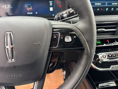 New 2026 Lincoln Corsair Reserve image 18