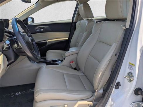 Used 2014 Acura ILX w/ Premium Package FWD image 17