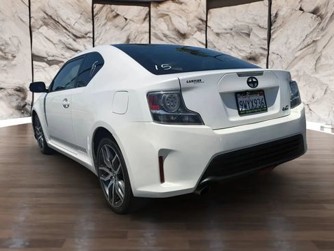 Used 2015 Scion tC FWD image 8