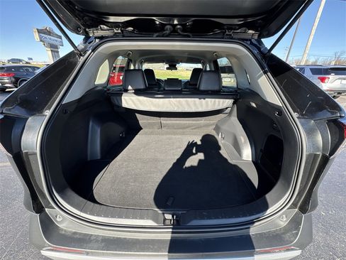 Used 2024 Toyota RAV4 Adventure image 23
