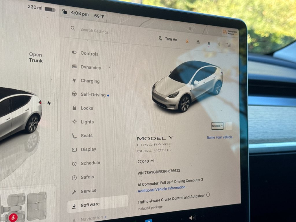 Used 2023 Tesla Model Y Long Range AWD/4WD image 37