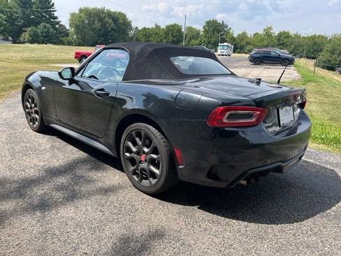 Used 2018 FIAT 124 Spider Abarth w/ Convenience Group RWD image 7
