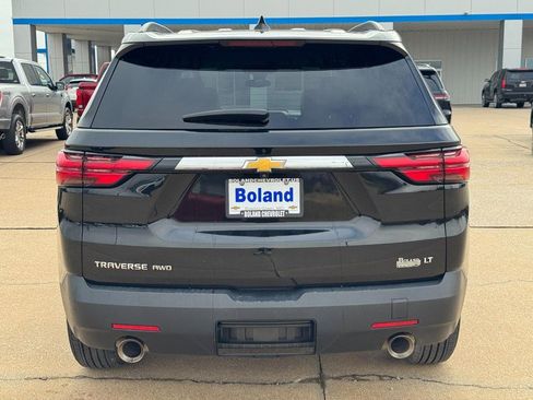 Used 2023 Chevrolet Traverse LT image 5