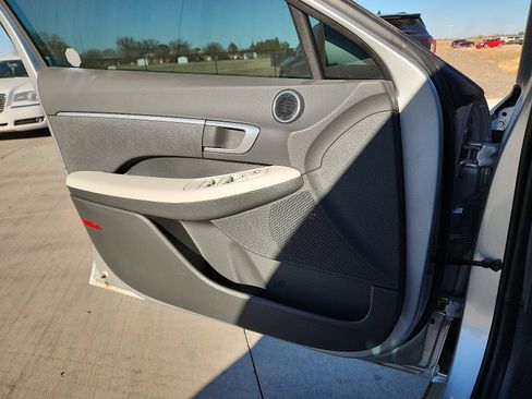 New 2025 Hyundai Sonata SE FWD image 13