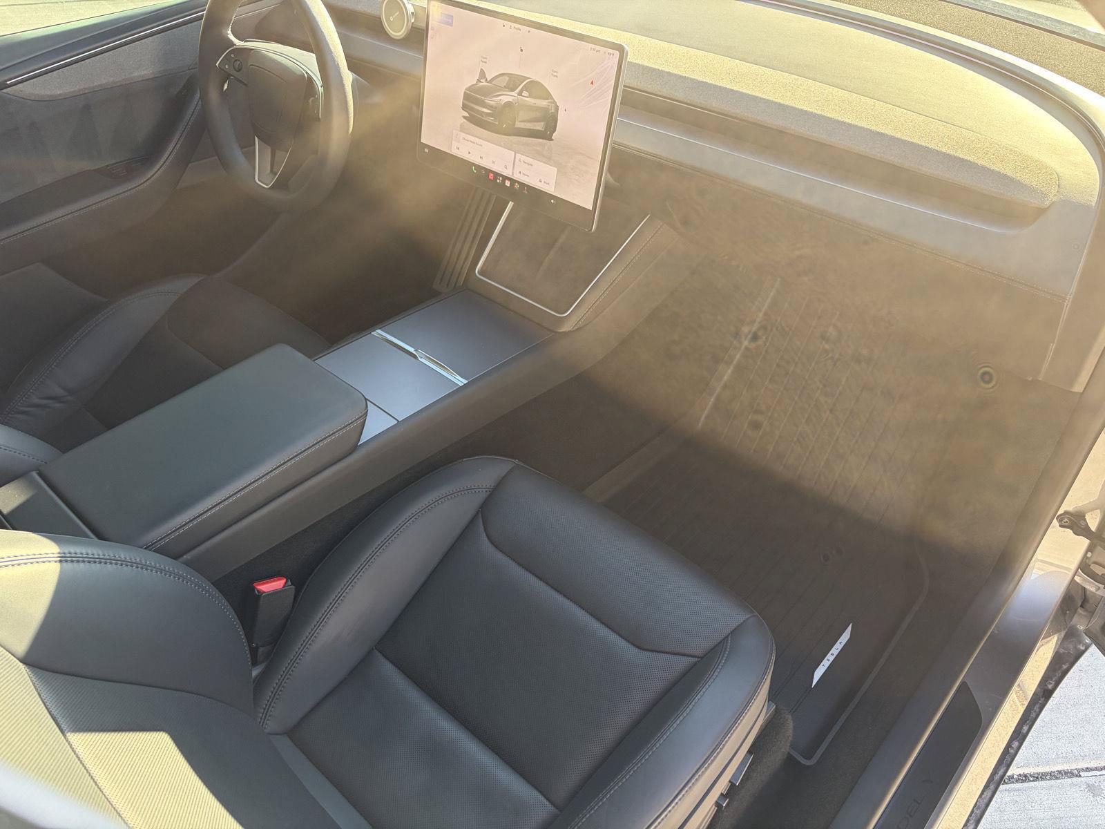 Used 2026 Tesla Model Y AWD image 23
