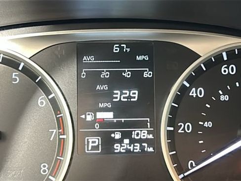 Used 2024 Nissan Kicks S FWD image 19