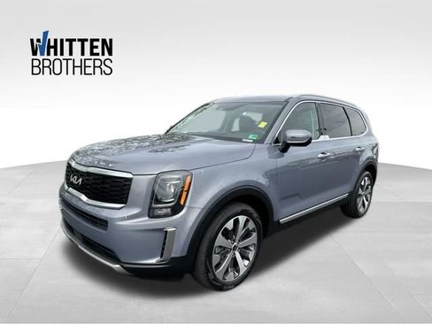 Used 2022 Kia Telluride S AWD/4WD image 1