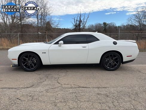 Used 2023 Dodge Challenger R/T w/ Blacktop Package image 5