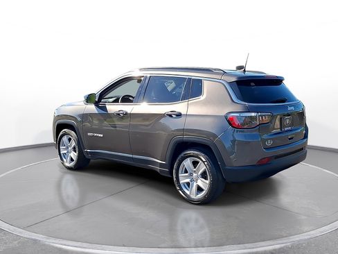 Used 2022 Jeep Compass Latitude w/ Convenience Group FWD image 6
