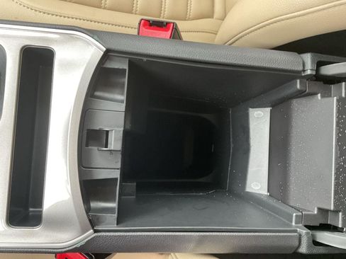 Used 2024 Ford Edge SEL w/ Convenience Package image 21