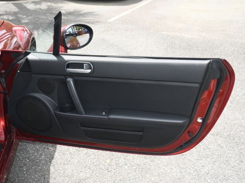 Used 2009 MAZDA MX-5 Miata Sport RWD image 16