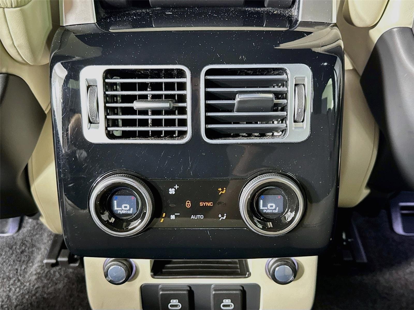 Used 2022 Land Rover Range Rover Westminster Edition AWD/4WD image 27