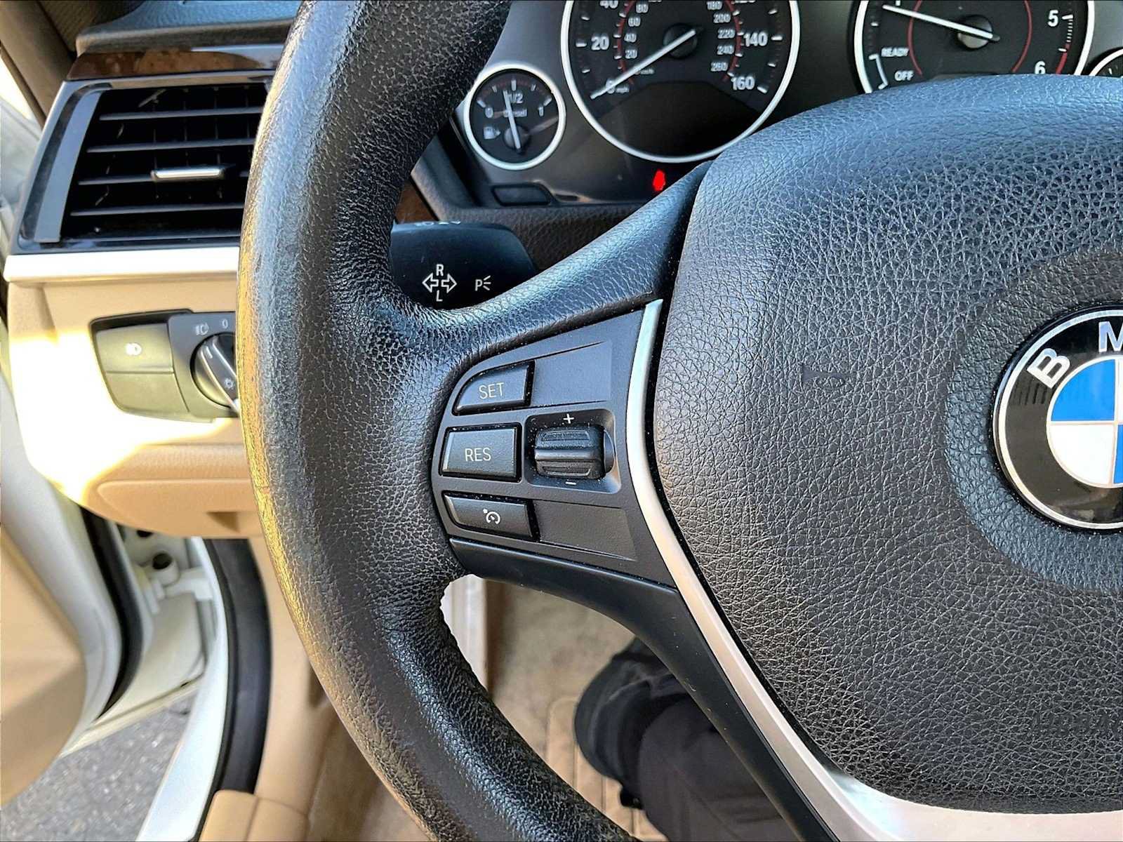 Used 2015 BMW 328d Sedan RWD image 21