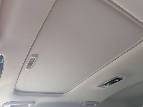 Certified 2023 Kia Seltos EX image 28