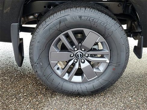 New 2026 Nissan Frontier SV image 5