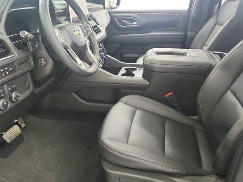 Used 2023 Chevrolet Tahoe LT w/ Luxury Package AWD/4WD image 18