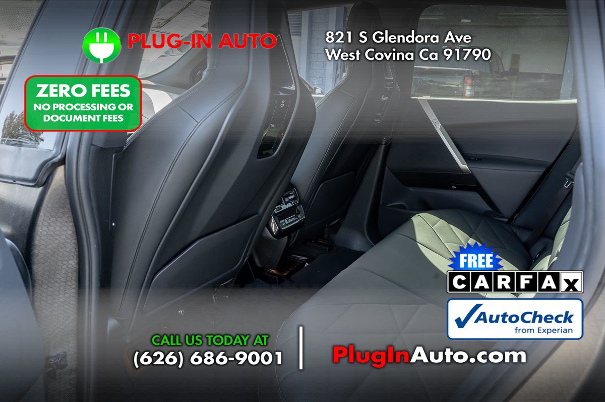 Used 2024 BMW iX xDrive50 AWD/4WD image 11