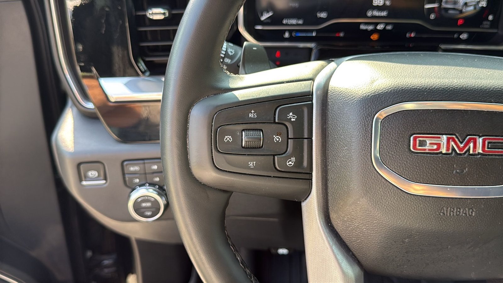 Certified 2025 GMC Sierra 1500 Elevation AWD/4WD image 16