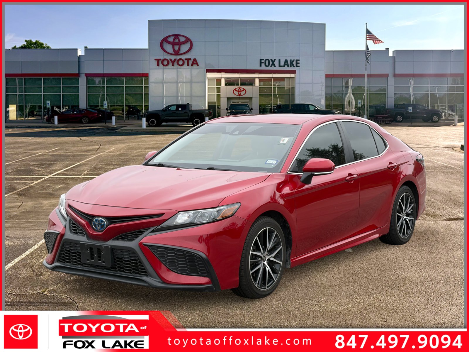 Used 2023 Toyota Camry SE FWD image 1