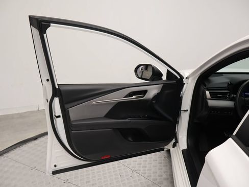 Used 2025 Toyota Camry SE w/ Multimedia Upgrade Package FWD image 16