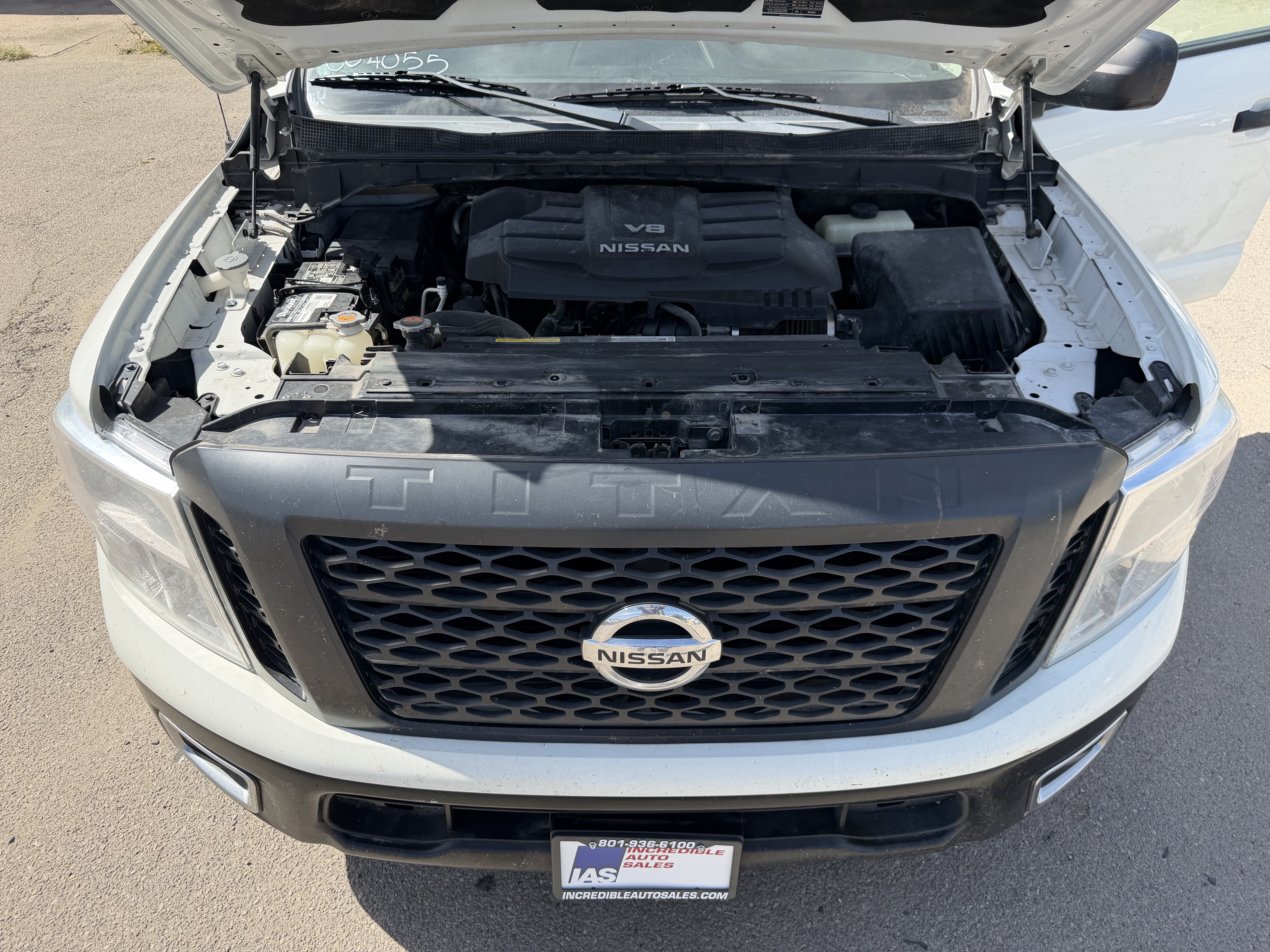Used 2019 Nissan Titan S AWD/4WD image 24