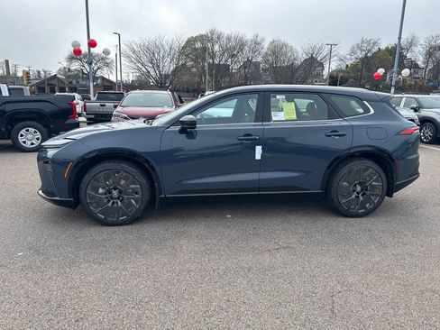 New 2026 Toyota Crown Signia image 4