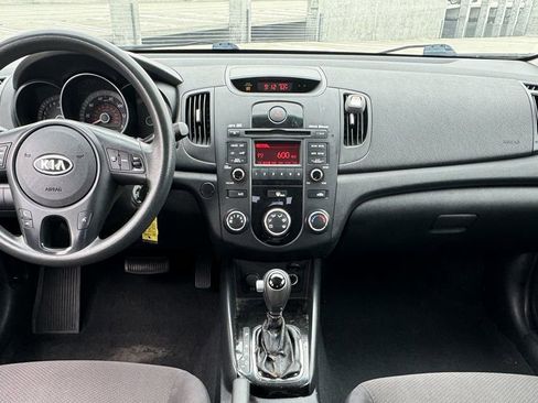 Used 2012 Kia Forte EX image 18