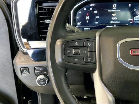 Used 2025 GMC Sierra 1500 SLT AWD/4WD image 21