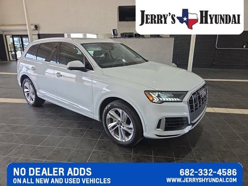 Used 2024 Audi Q7 3.0T Premium Plus AWD/4WD image 2