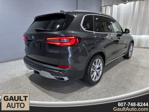 Used 2021 BMW X5 xDrive40i w/ Premium Package image 3