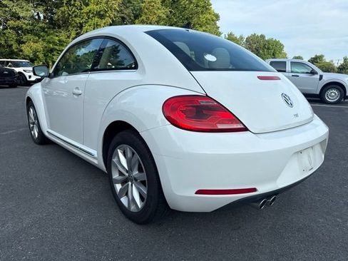 Used 2014 Volkswagen Beetle TDI FWD image 3
