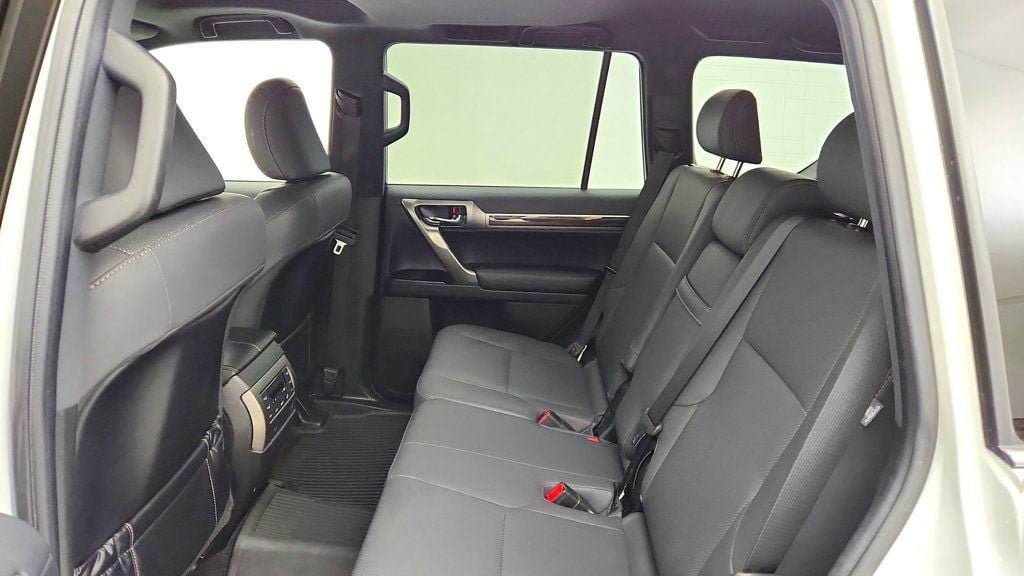 Used 2023 Lexus GX 460 Premium w/ Premium Package AWD/4WD image 22