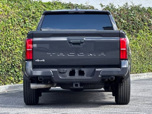 Used 2025 Toyota Tacoma SR5 AWD/4WD image 6