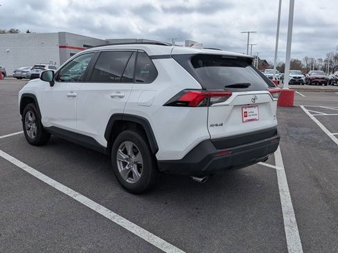 Used 2025 Toyota RAV4 XLE image 7