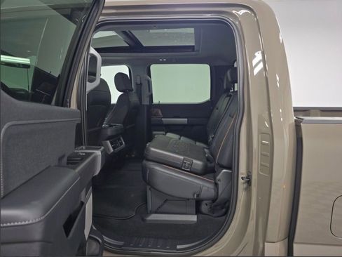 Used 2026 Ford F450 Lariat image 7