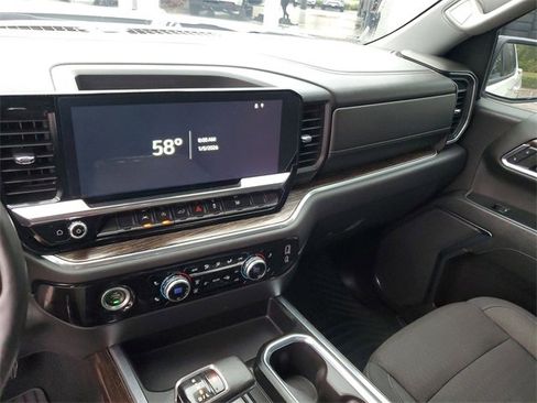 Used 2023 GMC Sierra 1500 Elevation image 28