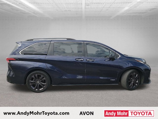 Used 2021 Toyota Sienna XSE FWD image 8
