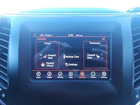 Used 2020 Jeep Cherokee Latitude w/ Cold Weather Group image 21