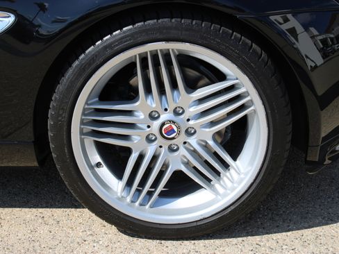 Used 2003 BMW Z8 image 16
