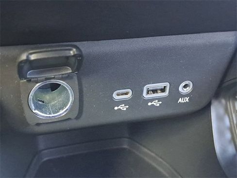 Used 2023 Chevrolet TrailBlazer LT image 26