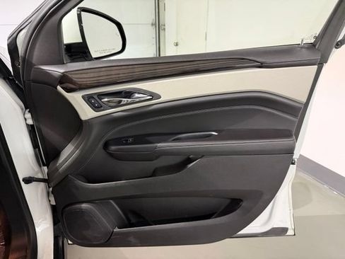 Used 2015 Cadillac SRX Premium AWD/4WD image 28