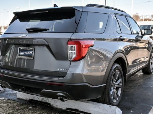 Used 2023 Ford Explorer XLT w/ Equipment Group 202A image 8