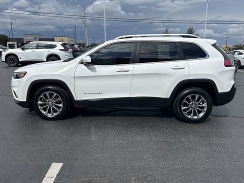 Used 2020 Jeep Cherokee Latitude Plus FWD image 11