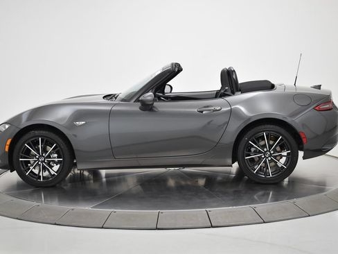 New 2026 MAZDA MX-5 Miata Grand Touring w/ Weather Package RWD image 17