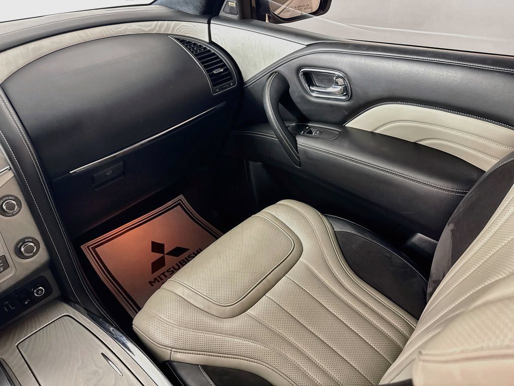 Used 2019 INFINITI QX80 Limited w/ All-Season Package AWD/4WD image 26
